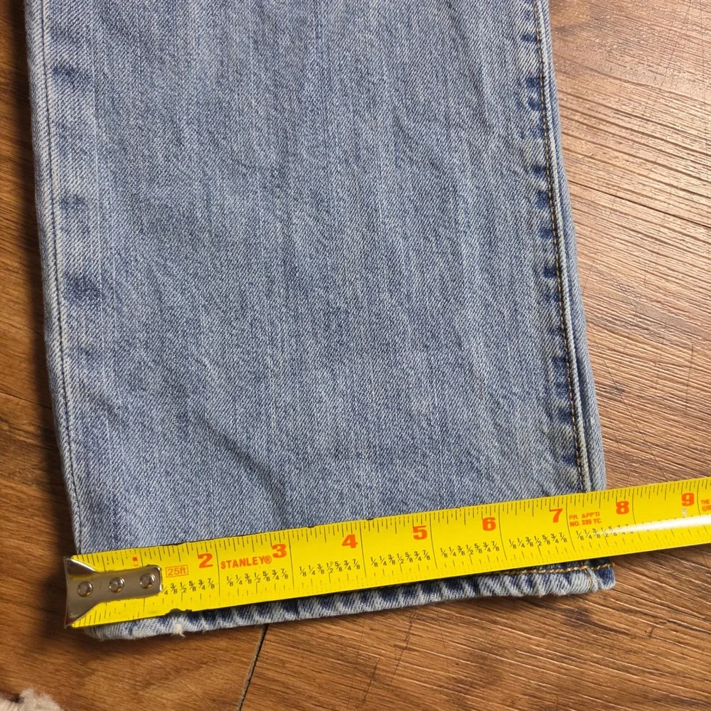 Levi's 501 Original Fit Jeans Straight Leg 34x32 Light Wash Classic Normcore
